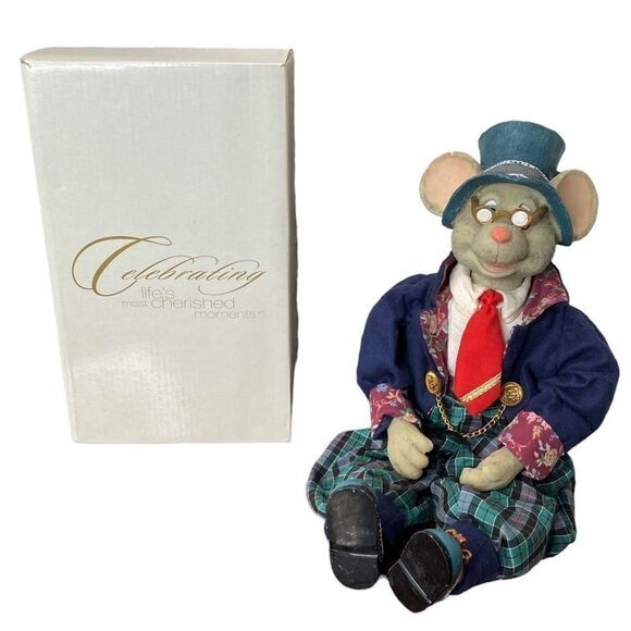 House of‎ Lloyd Christmas Around World City Mouse Marcus House of Lloyd 15\